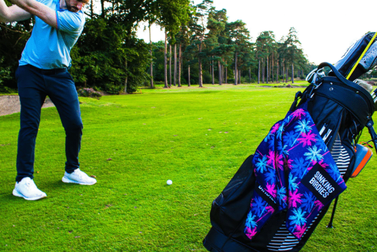 Golf Towels vs. Regular Towels: What’s the Difference?